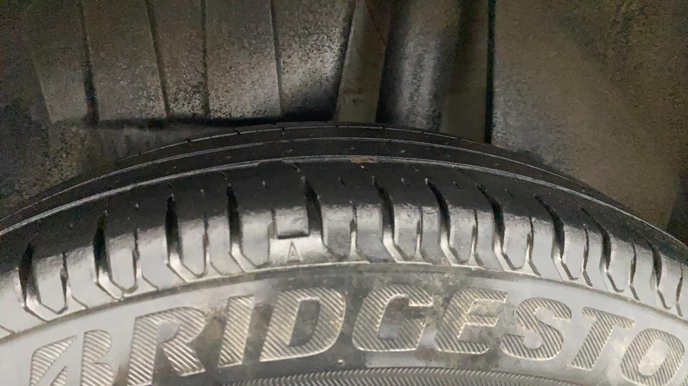 2017 Maruti Dzire VDI, Diesel, Manual, 54,180 km, Left Rear Tyre Tread