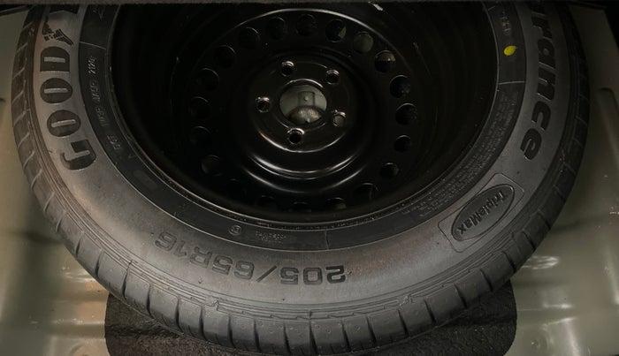 2020 KIA SELTOS HTX IVT 1.5 PETROL, Petrol, Automatic, 32,522 km, Spare Tyre