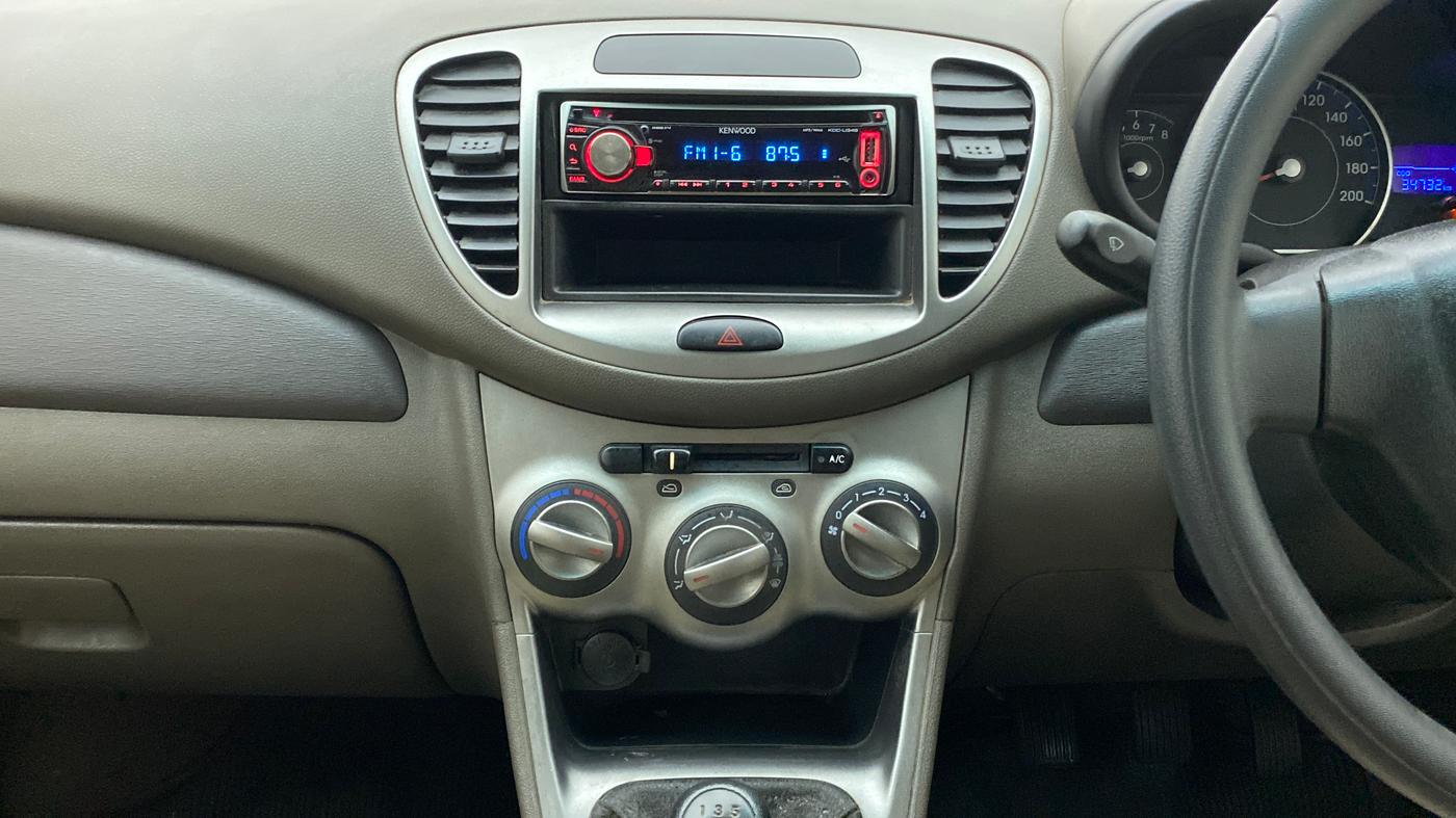 2012 Hyundai i10 MAGNA 1.2 KAPPA2, Petrol, Manual, 34,765 km, Air Conditioner