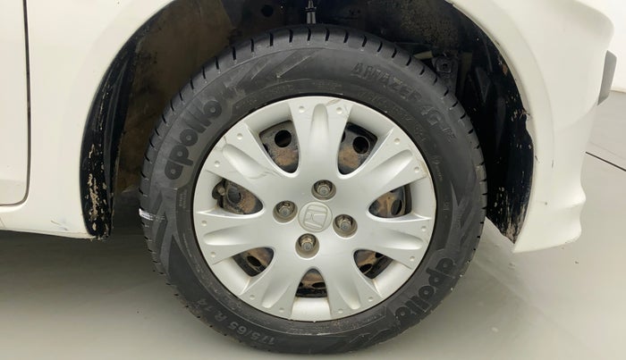 2015 Honda Brio S MT, CNG, Manual, 84,797 km, Right Front Wheel
