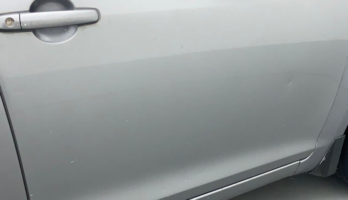 2014 Maruti Swift Dzire VXI, Petrol, Manual, 38,491 km, Driver-side door - Slightly dented