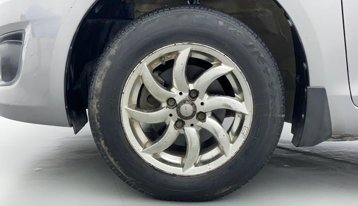 2014 Maruti Swift Dzire VXI, Petrol, Manual, 38,491 km, Left Front Wheel