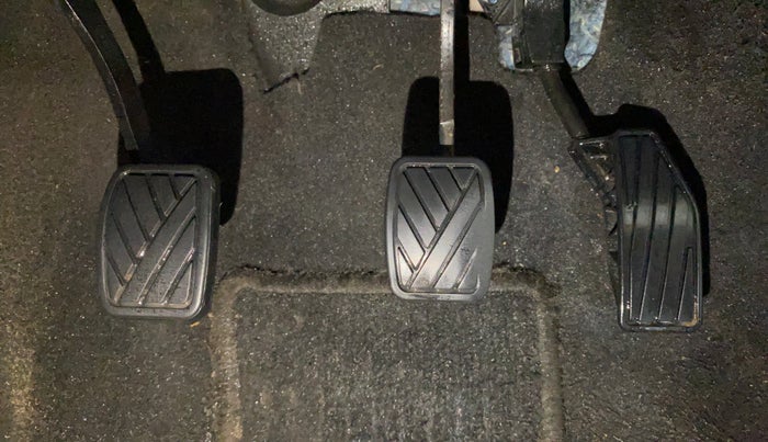 2019 Maruti XL6 ZETA MT, Petrol, Manual, 74,336 km, Pedals