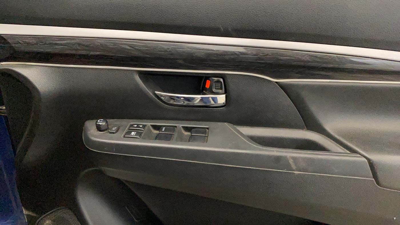 2019 Maruti XL6 ZETA MT, Petrol, Manual, 74,336 km, Driver Side Door Panels Control