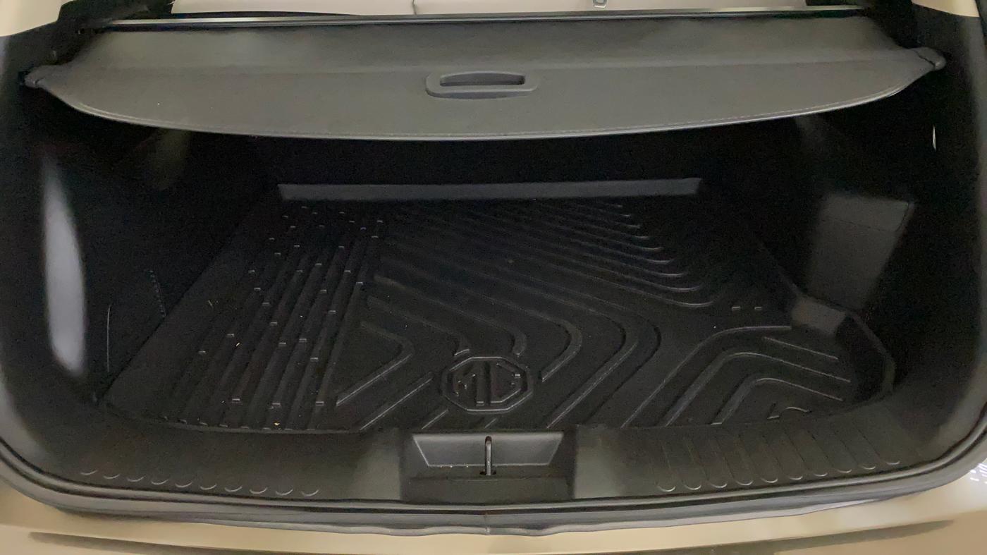 2023 MG HECTOR SHARP PRO 1.5 PETROL TURBO CVT PETROL, Petrol, Automatic, 28,741 km, Boot Inside