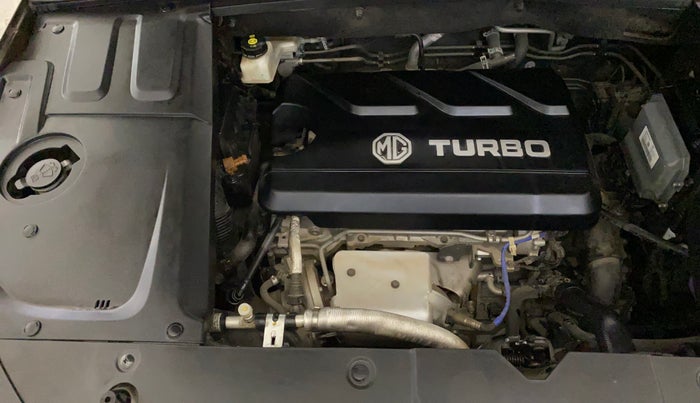 2023 MG HECTOR SHARP PRO 1.5 PETROL TURBO CVT PETROL, Petrol, Automatic, 28,741 km, Engine View - Right