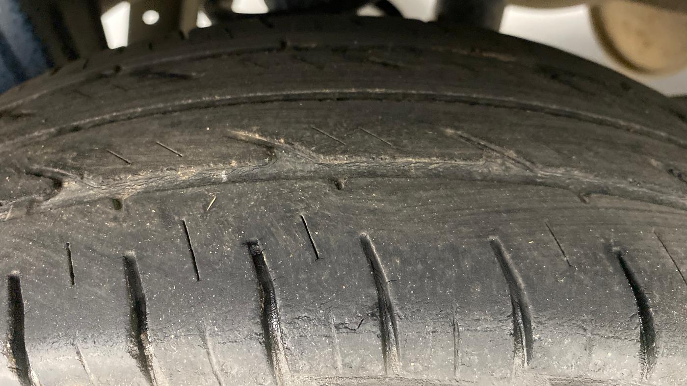 2012 Maruti Alto LXI, Petrol, Manual, 30,627 km, Right Rear Tyre Tread