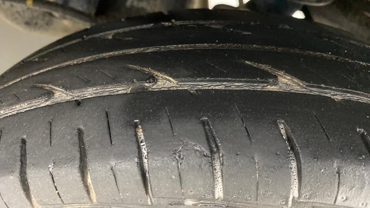 2012 Maruti Alto LXI, Petrol, Manual, 30,627 km, Left Rear Tyre Tread