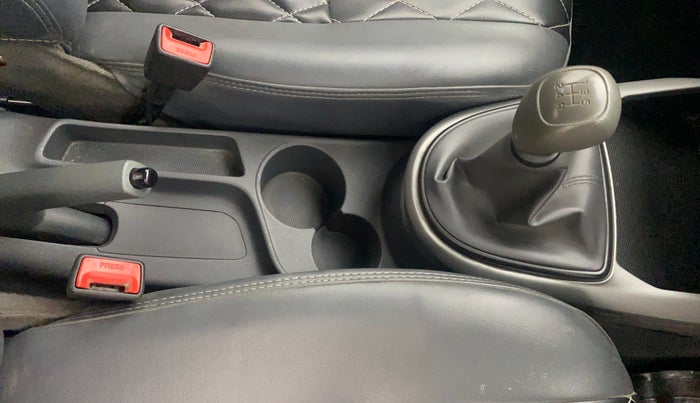 2022 Hyundai GRAND I10 NIOS MAGNA 1.2 KAPPA VTVT, Petrol, Manual, 51,110 km, Gear Lever