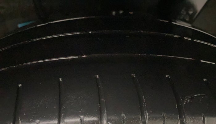 2022 Hyundai GRAND I10 NIOS MAGNA 1.2 KAPPA VTVT, Petrol, Manual, 51,110 km, Left Rear Tyre Tread