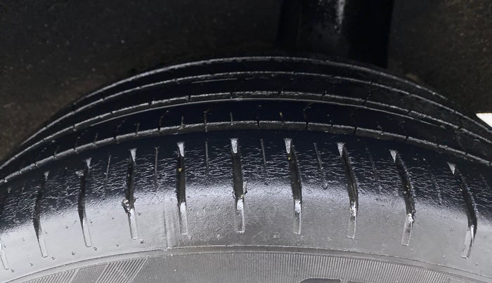 2019 Maruti Baleno ALPHA CVT PETROL 1.2, Petrol, Automatic, 29,344 km, Left Rear Tyre Tread