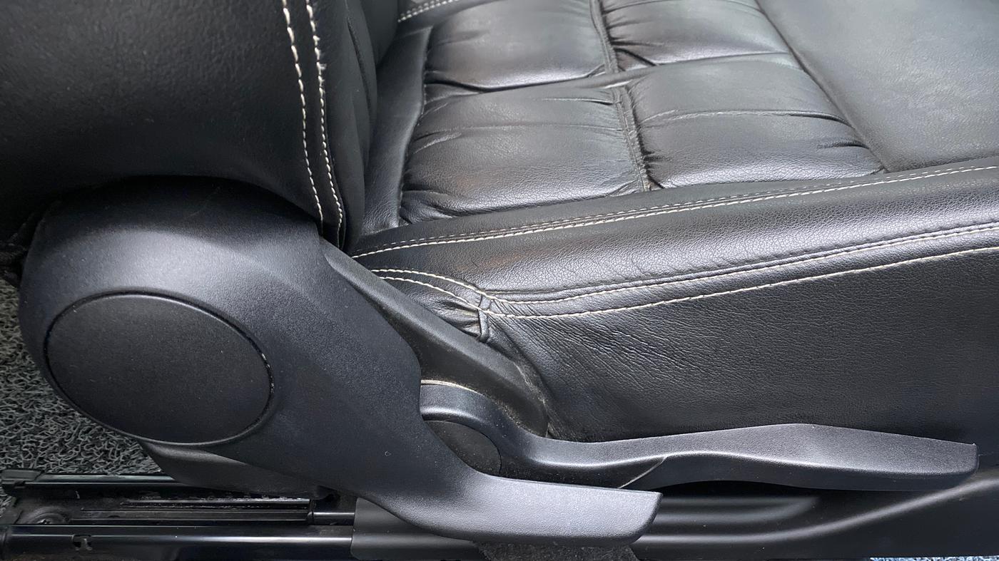 2019 Maruti Baleno ALPHA CVT PETROL 1.2, Petrol, Automatic, 29,344 km, Driver Side Adjustment Panel