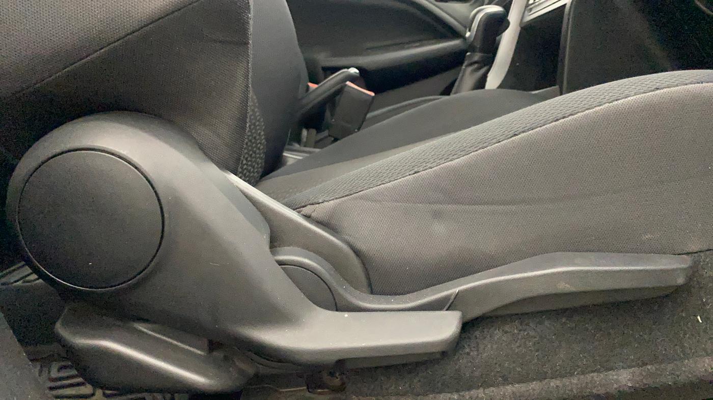 2023 Maruti BREZZA VXI AT SMART HYBRID, Petrol, Automatic, 52,972 km, Driver Side Adjustment Panel