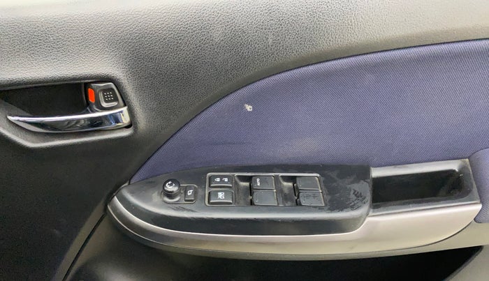 2019 Maruti Baleno DELTA PETROL 1.2, Petrol, Manual, 28,996 km, Driver Side Door Panels Control