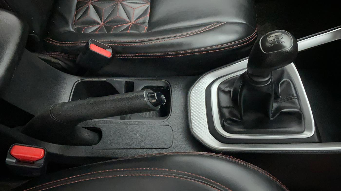 2021 KIA SONET HTK PLUS 1.2, Petrol, Manual, 48,678 km, Gear Lever