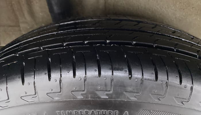 2019 Maruti IGNIS DELTA 1.2, Petrol, Manual, 15,342 km, Right Rear Tyre Tread