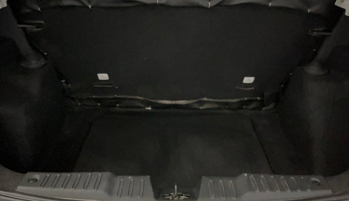 2021 Tata ALTROZ XE PETROL, Petrol, Manual, 18,377 km, Boot Inside