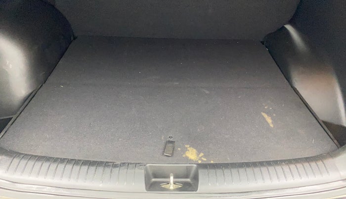 2019 Hyundai Creta SX 1.6 DIESEL, Diesel, Manual, 98,654 km, Boot Inside