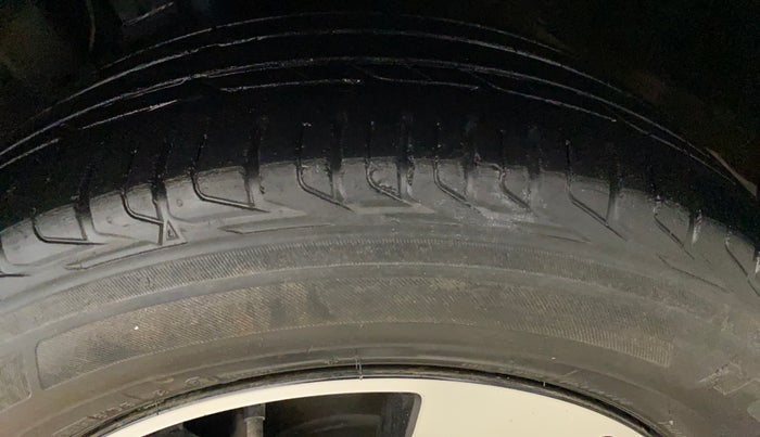 2018 Tata NEXON XZ PLUS PETROL, Petrol, Manual, 34,752 km, Left Front Tyre Tread