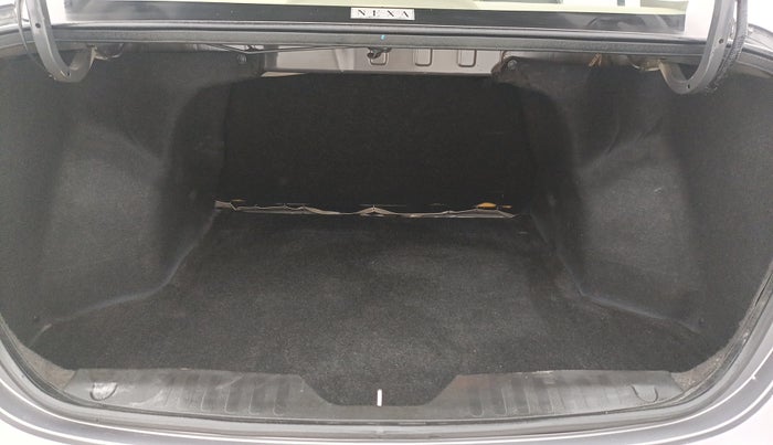 2017 Maruti Ciaz DELTA 1.4 MT PETROL, Petrol, Manual, 86,906 km, Boot Inside