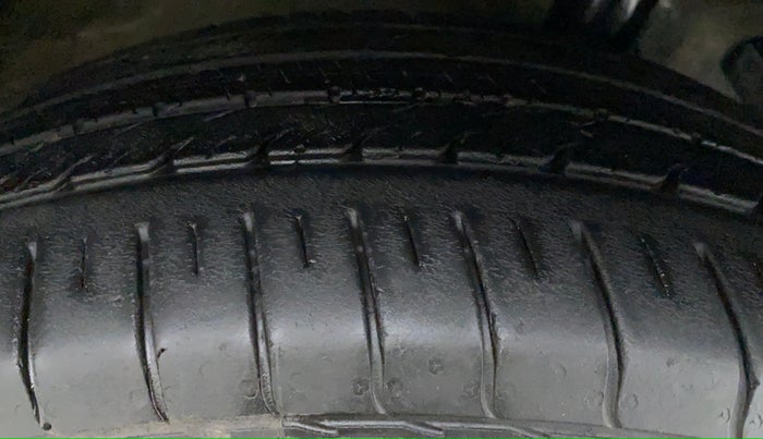 2019 MG HECTOR SHARP HYBIRD PETROL MT, Petrol, Manual, 19,928 km, Left Front Tyre Tread