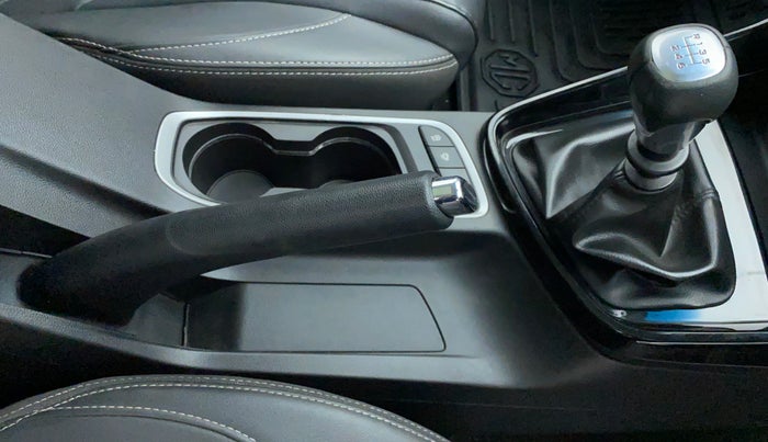 2019 MG HECTOR SHARP HYBIRD PETROL MT, Petrol, Manual, 19,928 km, Gear Lever