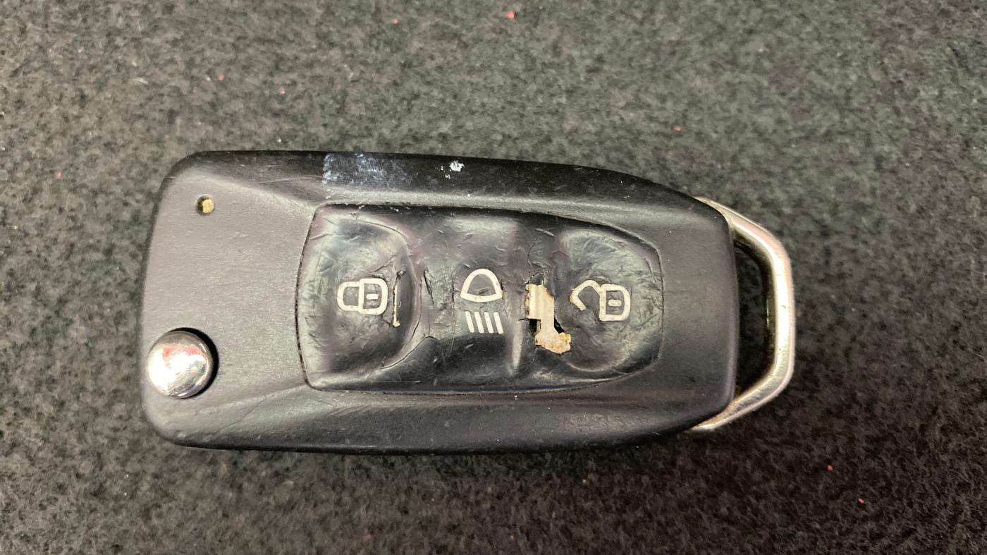 2018 Tata Tiago XT PETROL, Petrol, Manual, 62,559 km, Key Close Up