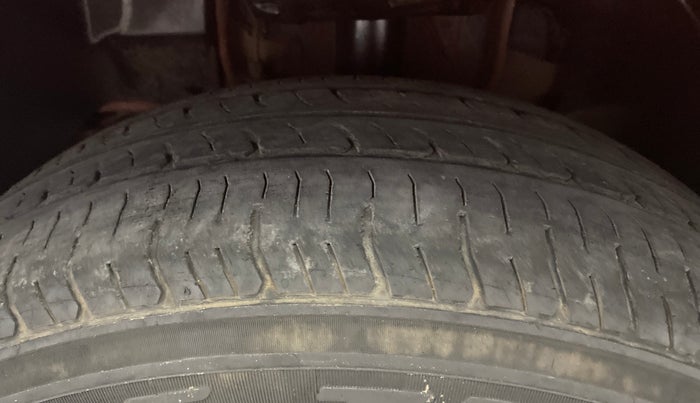 2018 Tata Tiago XT PETROL, Petrol, Manual, 62,559 km, Left Front Tyre Tread