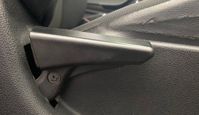 2018 Tata Tiago XT PETROL, Petrol, Manual, 62,559 km, Driver Side Adjustment Panel