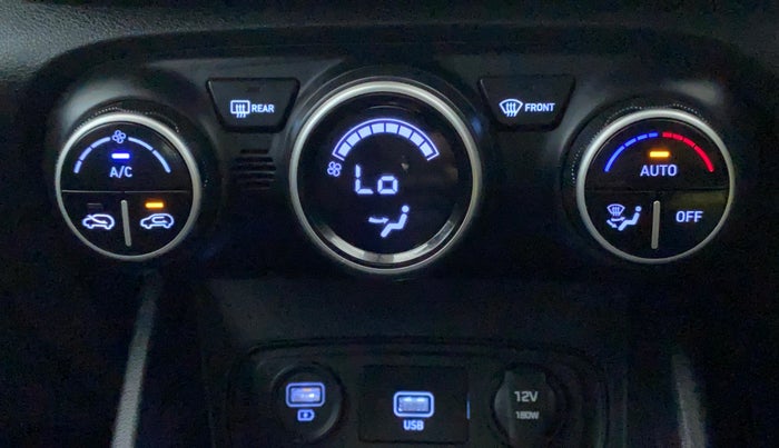 2019 Hyundai VENUE SX 1.0 TURBO, CNG, Manual, 15,215 km, Automatic Climate Control