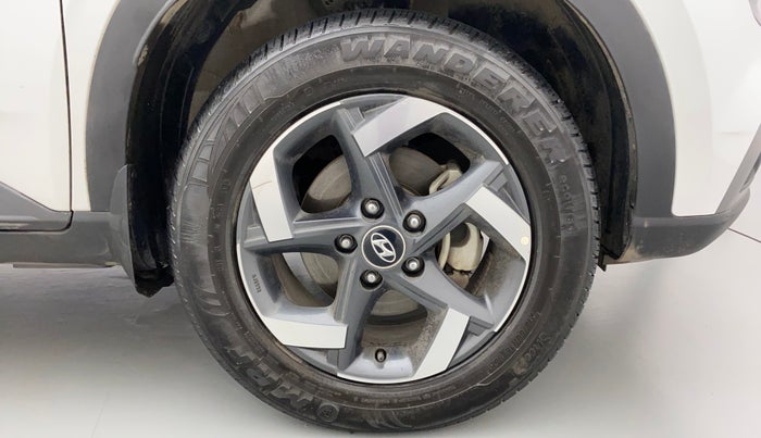 2019 Hyundai VENUE SX 1.0 TURBO, CNG, Manual, 15,215 km, Right Front Wheel