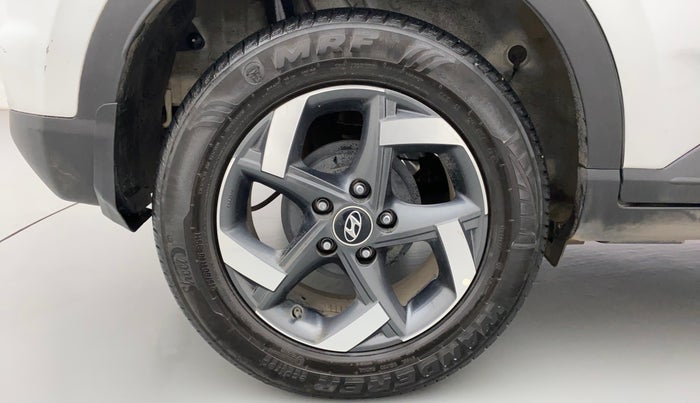 2019 Hyundai VENUE SX 1.0 TURBO, CNG, Manual, 15,215 km, Right Rear Wheel