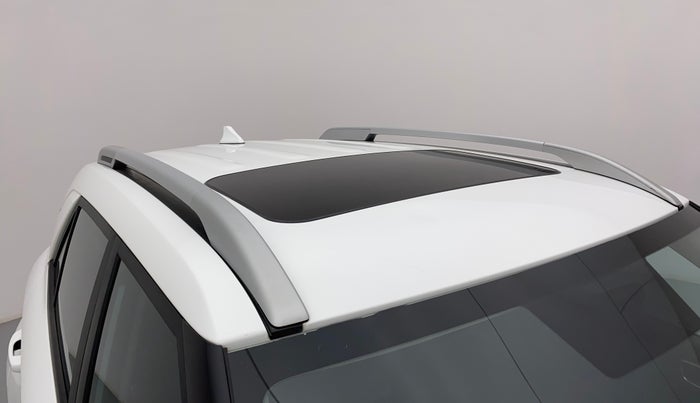 2019 Hyundai VENUE SX 1.0 TURBO, CNG, Manual, 15,215 km, Roof