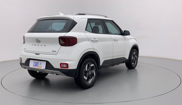 2019 Hyundai VENUE SX 1.0 TURBO, CNG, Manual, 15,215 km, Right Back Diagonal