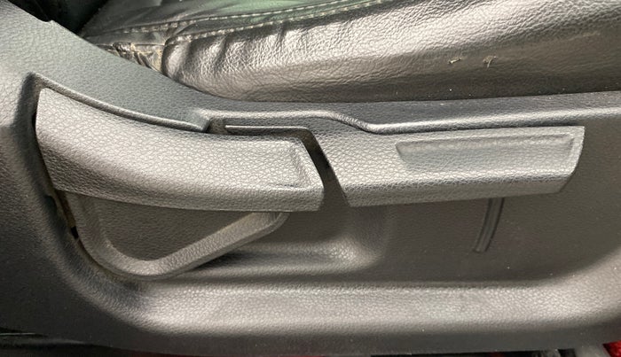 2020 KIA SELTOS HTE 1.5 DIESEL, Diesel, Manual, 61,574 km, Driver Side Adjustment Panel