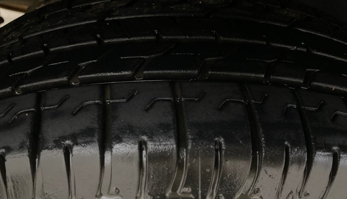 2020 KIA SELTOS HTE 1.5 DIESEL, Diesel, Manual, 61,574 km, Right Rear Tyre Tread