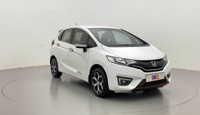 2017 Honda Jazz 1.2 V AT, Petrol, Automatic, 63,767 km, Right Front Diagonal