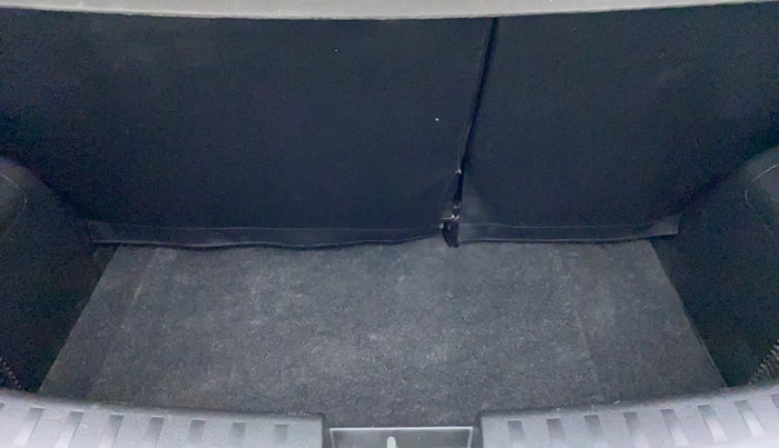 2017 Maruti Swift VXI D, Petrol, Manual, 34,082 km, Boot Inside