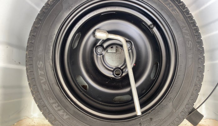 2019 Renault Kwid RXT 1.0 AMT (O), Petrol, Automatic, 60,127 km, Spare Tyre