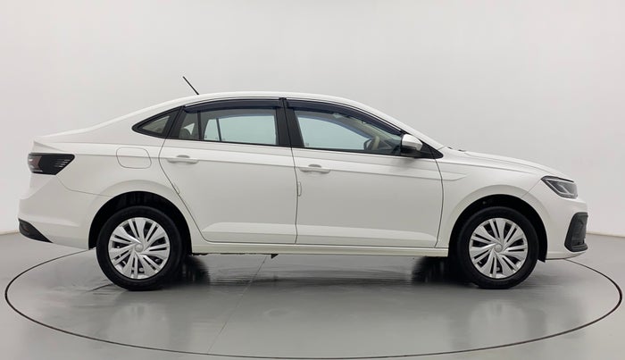 2023 Volkswagen VIRTUS COMFORTLINE TSI 1.0 MT, Petrol, Manual, 7,645 km, Right Side View