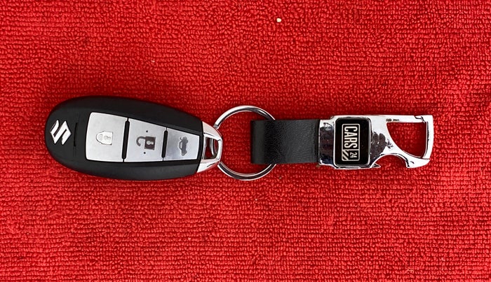 2021 Maruti Ciaz ALPHA 1.5 SHVS PETROL, Petrol, Manual, 31,638 km, Key Close Up