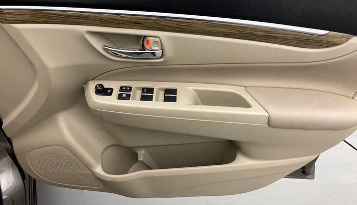 2021 Maruti Ciaz ALPHA 1.5 SHVS PETROL, Petrol, Manual, 31,638 km, Driver Side Door Panels Control