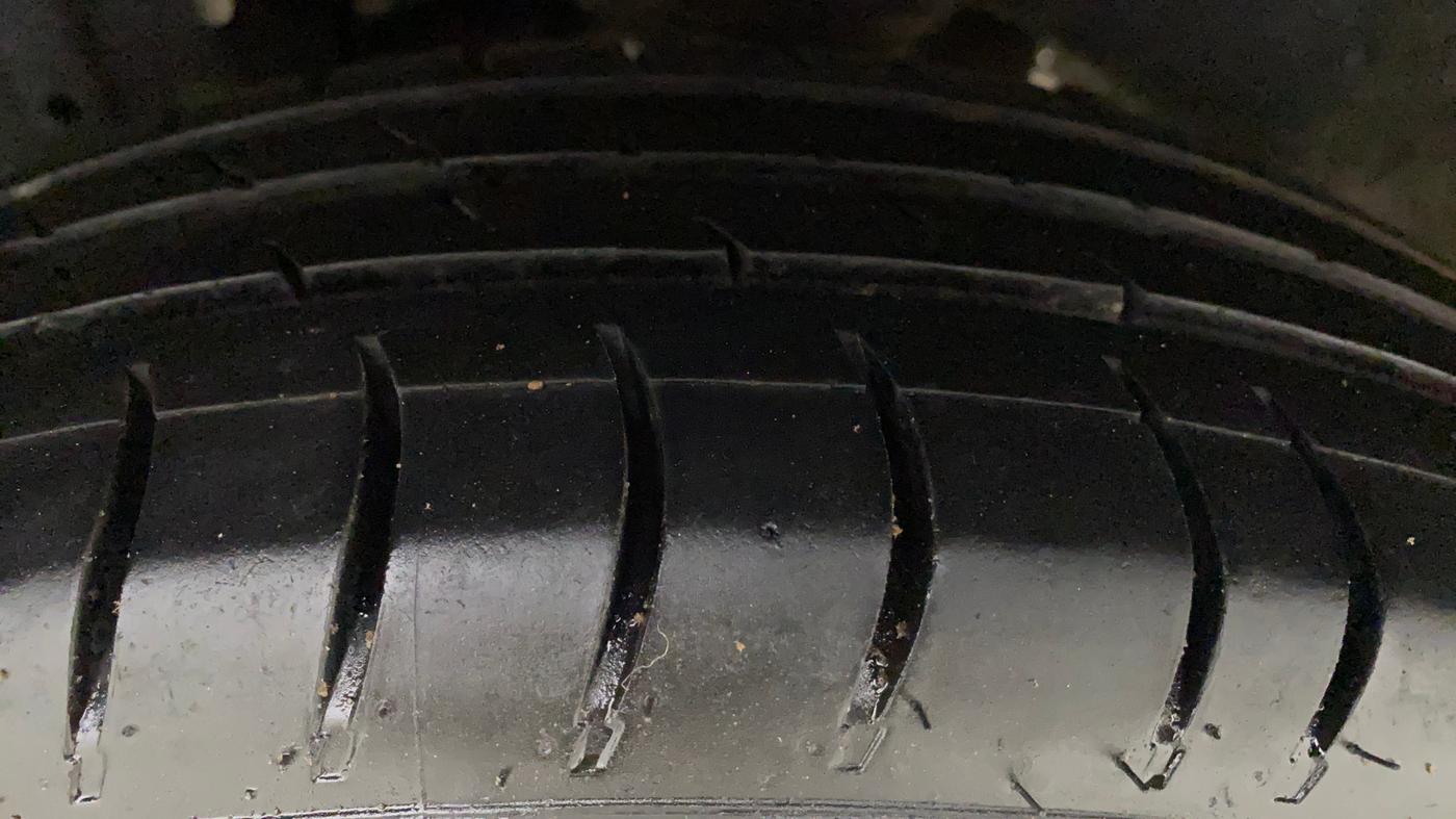 2011 Maruti A Star VXI, Petrol, Manual, 55,566 km, Right Rear Tyre Tread