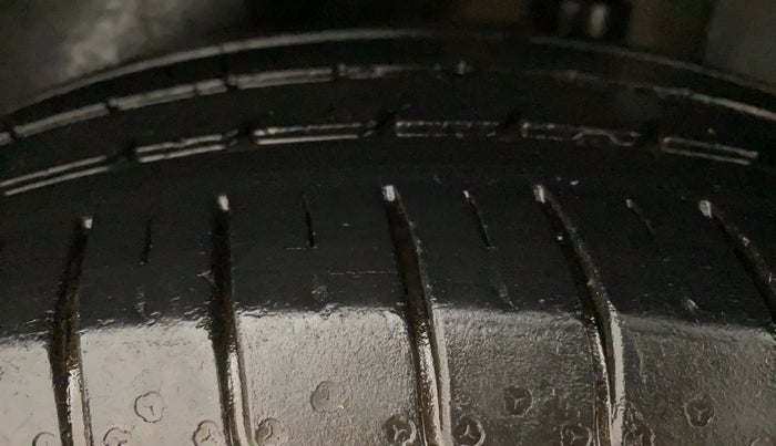 2019 Hyundai Creta SX 1.6 PETROL, Petrol, Manual, 29,343 km, Left Rear Tyre Tread