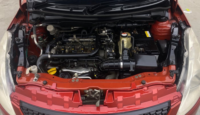 2014 Maruti Swift VDI, Diesel, Manual, 91,390 km, Engine View