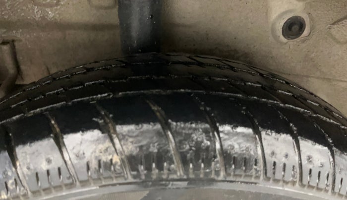 2016 Maruti Celerio VXI, Petrol, Manual, 63,313 km, Right Rear Tyre Tread