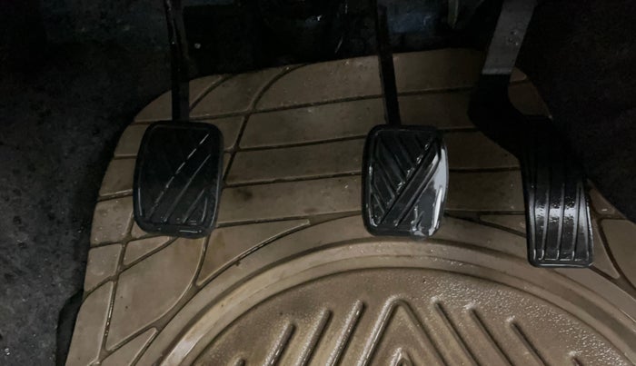 2016 Maruti Celerio VXI, Petrol, Manual, 63,313 km, Pedals