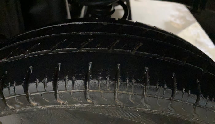 2018 Maruti Alto 800 LXI, Petrol, Manual, 35,694 km, Left Rear Tyre Tread
