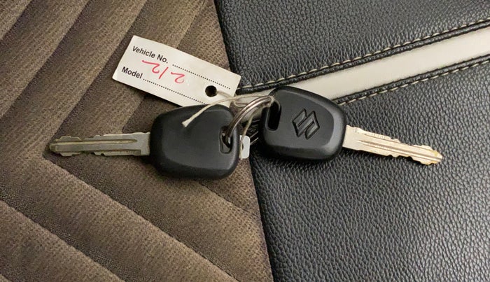 2018 Maruti Alto 800 LXI, Petrol, Manual, 35,694 km, Key Close Up