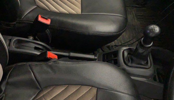 2018 Maruti Alto 800 LXI, Petrol, Manual, 35,694 km, Gear Lever